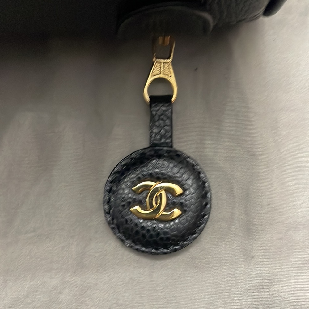 CHANEL Vanity accessories bag - Picture 7 of 9